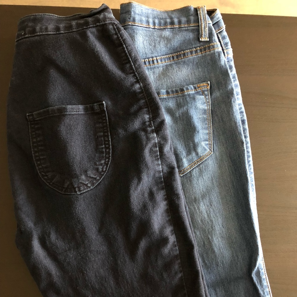 Fashion Nova High Waisted Jeans x2  Size 27/7